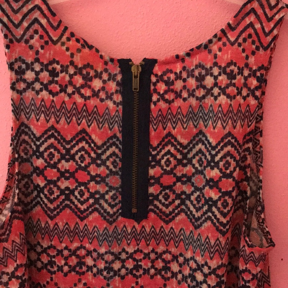 Tank top - Picture 2 of 3